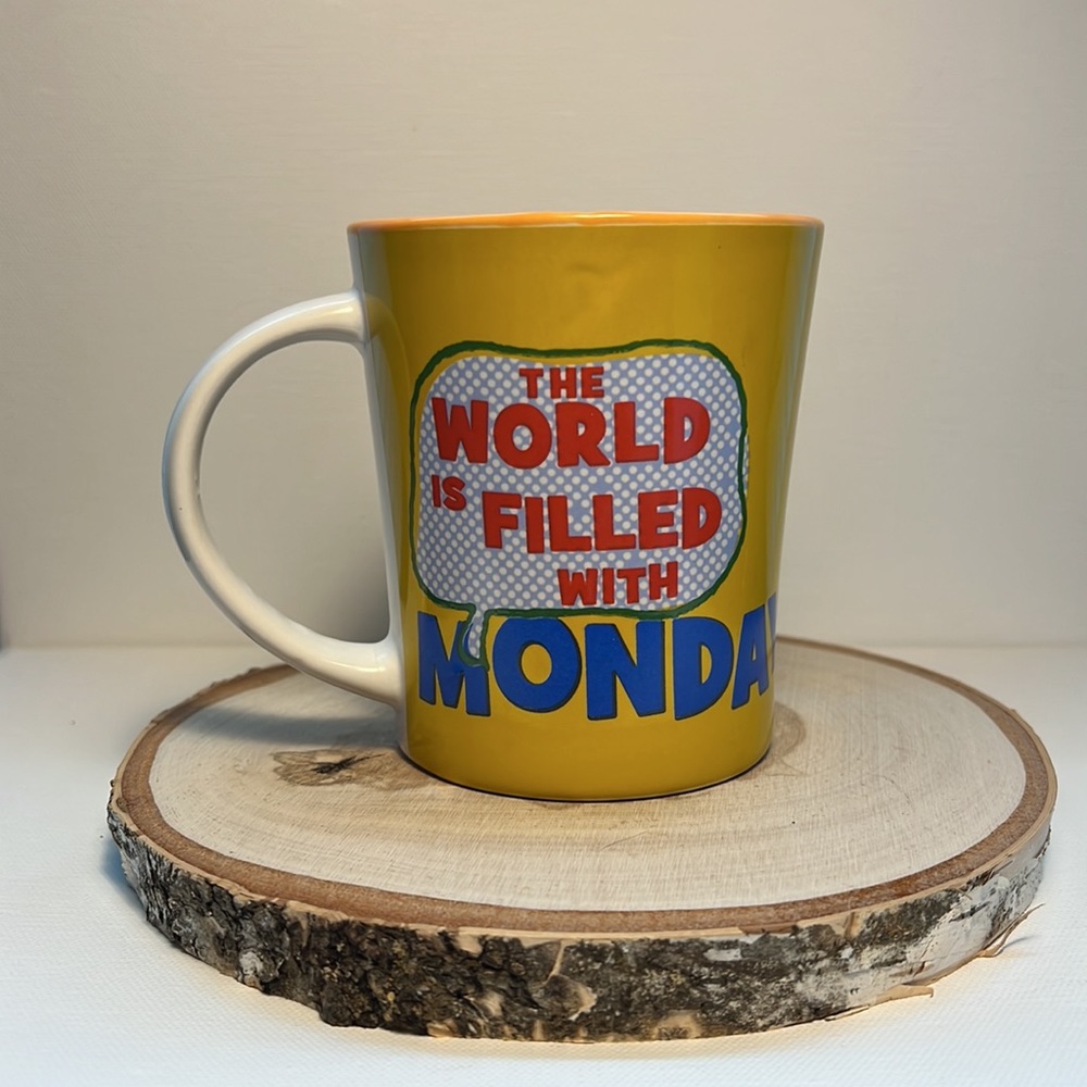 Charlie Brown and Snoopy  ‘THE WORLD IS FILLED WITH MONDAYS’